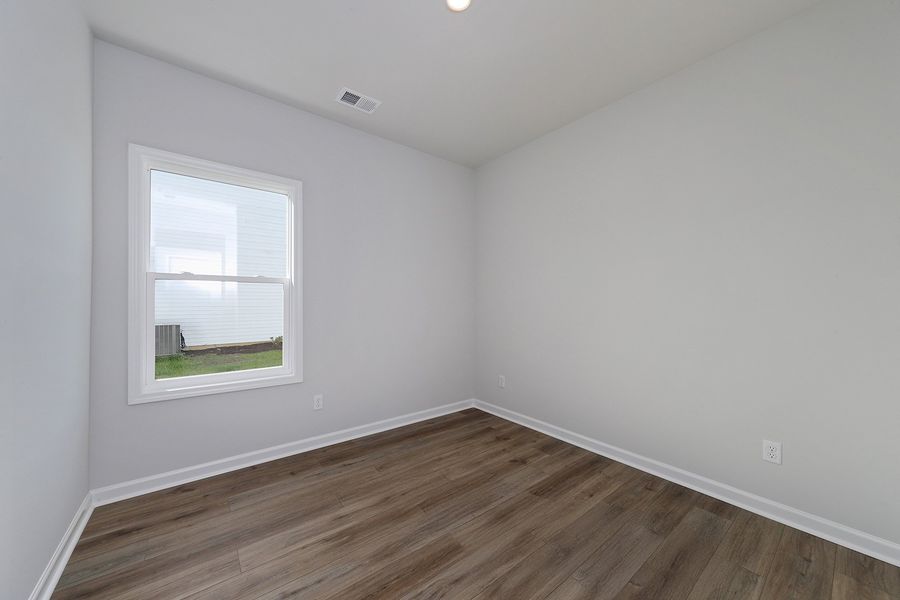 Spacious, unfurnished interior of a new home in Allston Park, Calabash (Image 28).