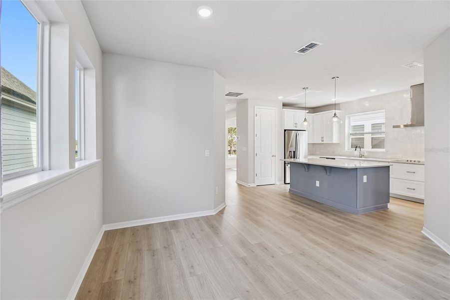 Spacious, unfurnished interior of a new home in Weslyn Park in Sunbridge 34', St. Cloud (Image 32).