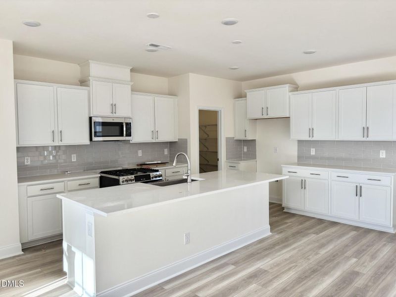 EV10 Lots of Cabinets