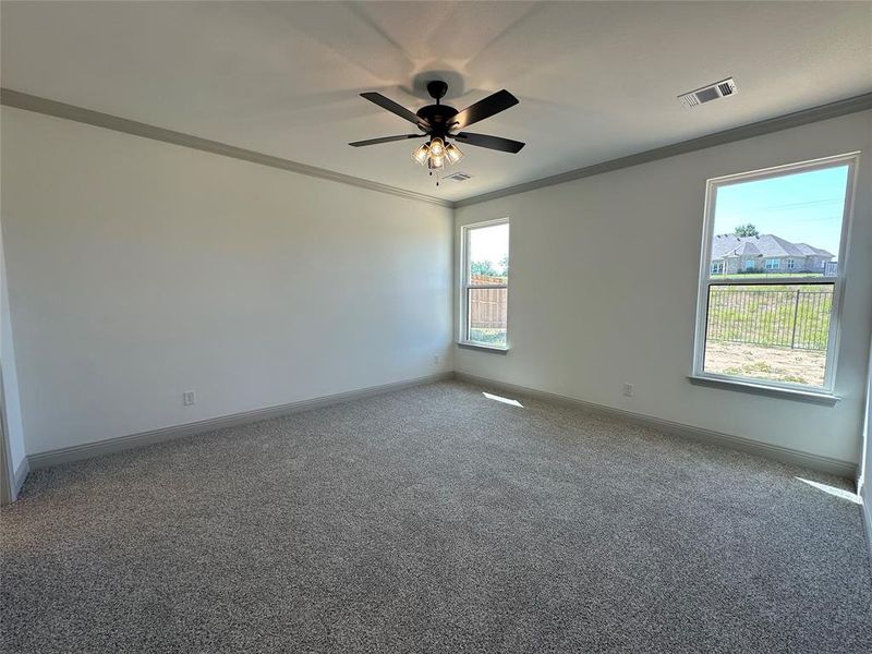 Spacious, unfurnished interior of a new home in , Cleburne (Image 17).