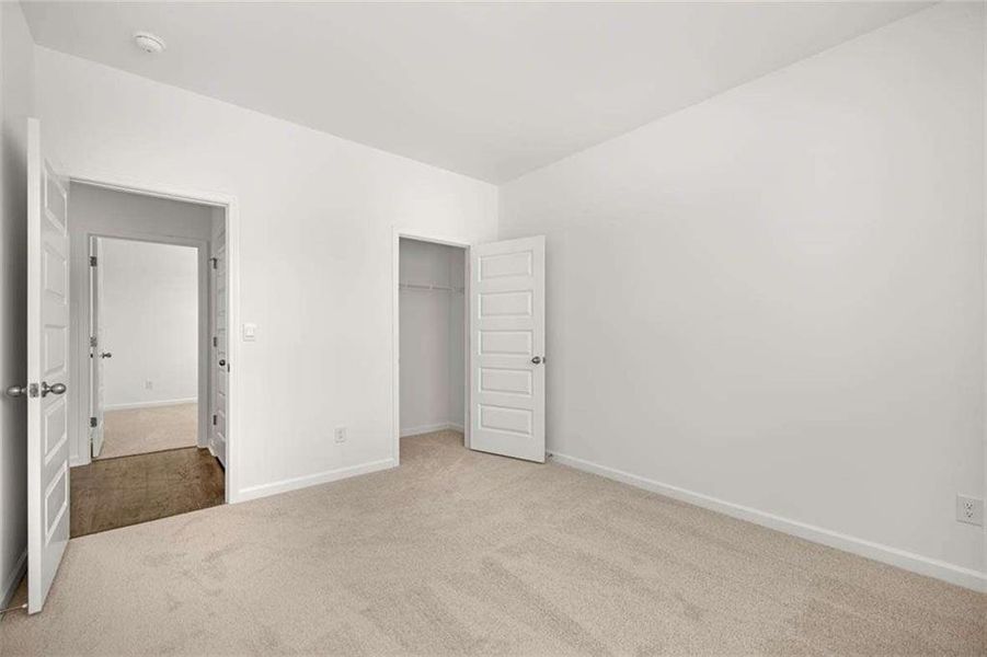 Spacious, unfurnished interior of a new home in Preserve at Dove Creek, Statham (Image 30).