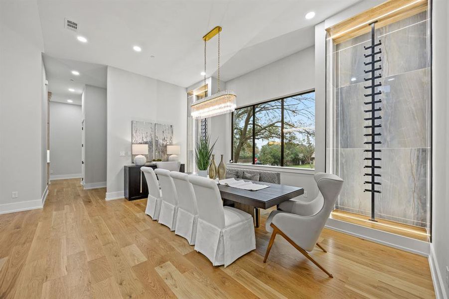 Furnished interior view inside a new home in , Dallas (Image 38). Furnished interior view inside a new home in , Dallas (Image 38).