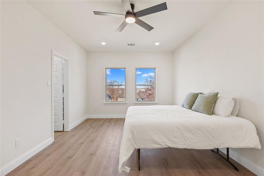 Furnished interior view inside a new home in , Fort Worth (Image 12).