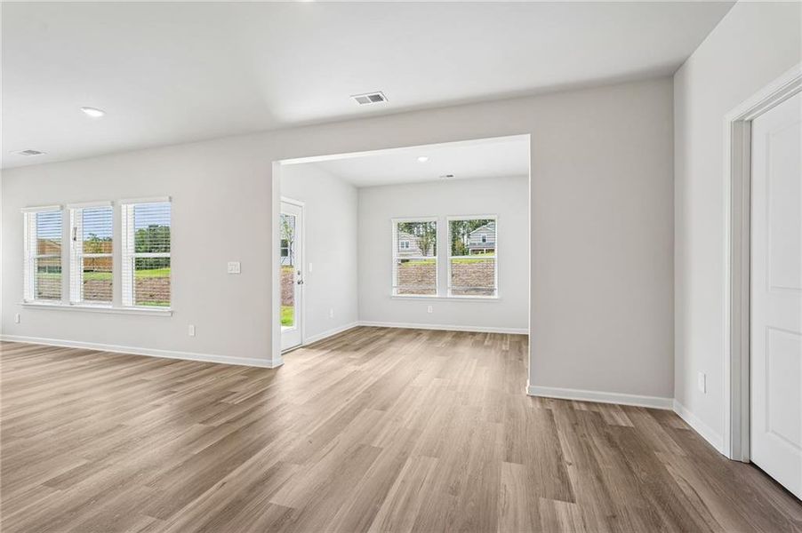Spacious, unfurnished interior of a new home in Northwoods at Mirror Lake, Villa Rica (Image 56).