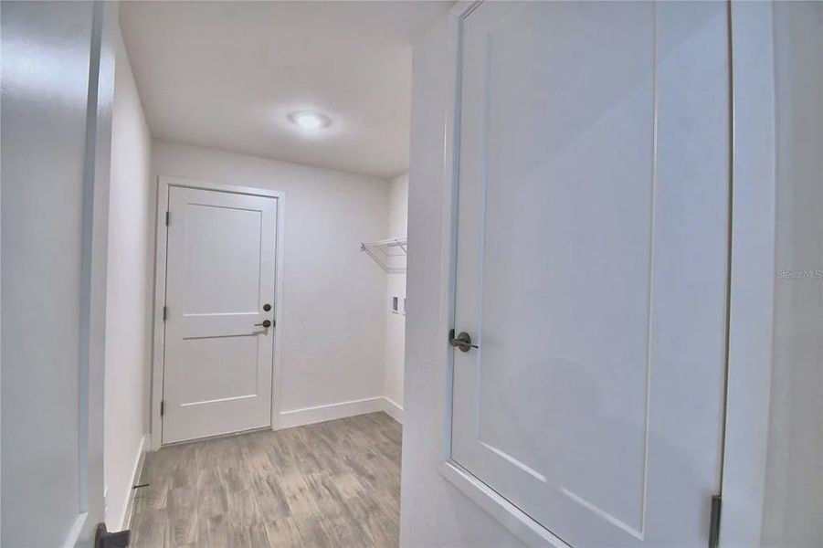 Spacious, unfurnished interior of a new home in Lake Juliana Estates, Auburndale (Image 21).