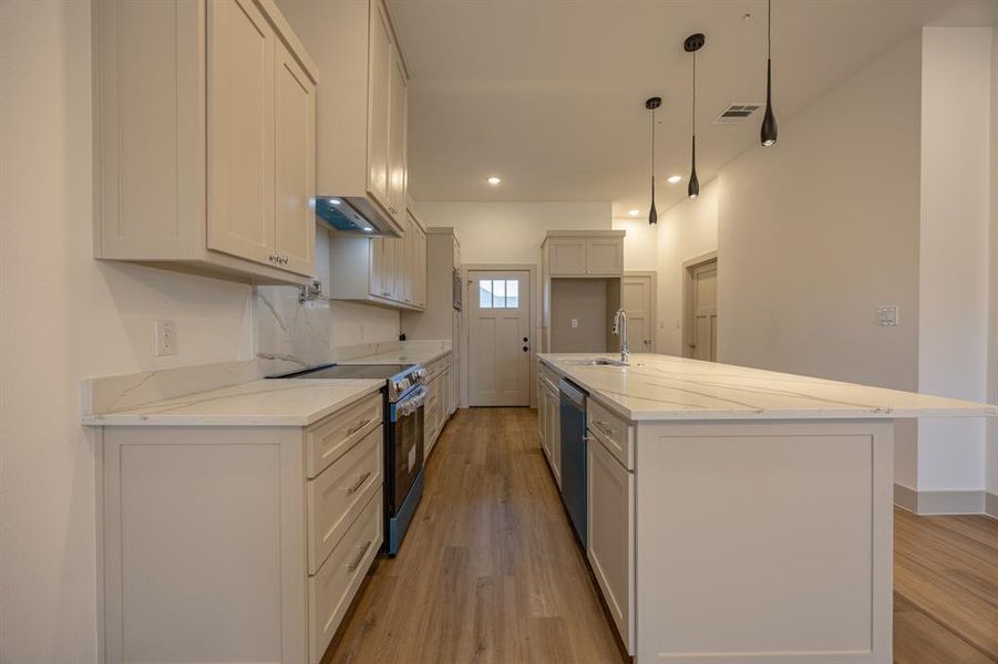 Furnished interior view inside a new home in , Fort Worth (Image 6).