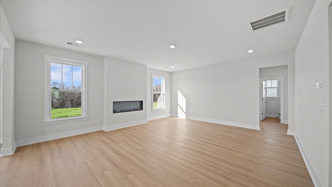 Furnished interior view inside a new home in Pinebrook, Woodruff (Image 10).