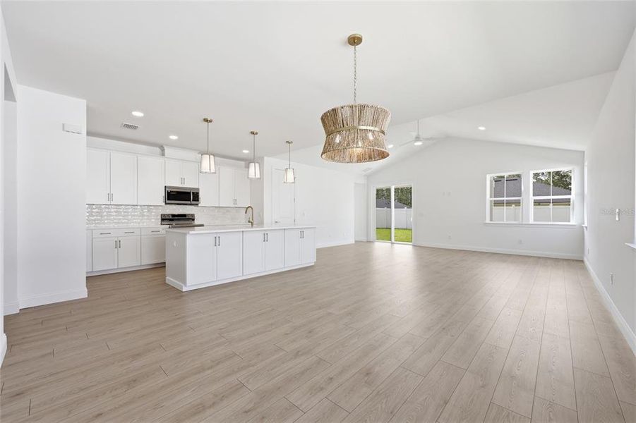 Spacious, unfurnished interior of a new home in Palm Coast Homes, Palm Coast (Image 40).