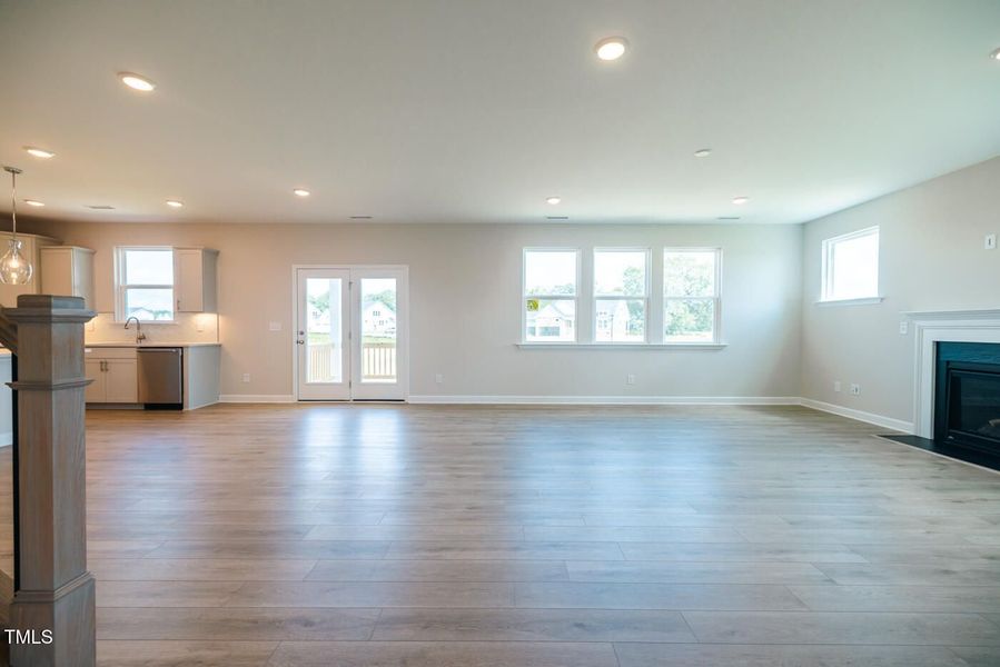 Spacious, unfurnished interior of a new home in Tobacco Road, Angier (Image 96). Spacious, unfurnished interior of a new home in Tobacco Road, Angier (Image 96).