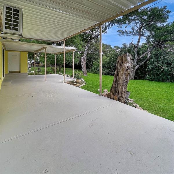 Exterior details and patio area of a home in , Whitney (Image 24).