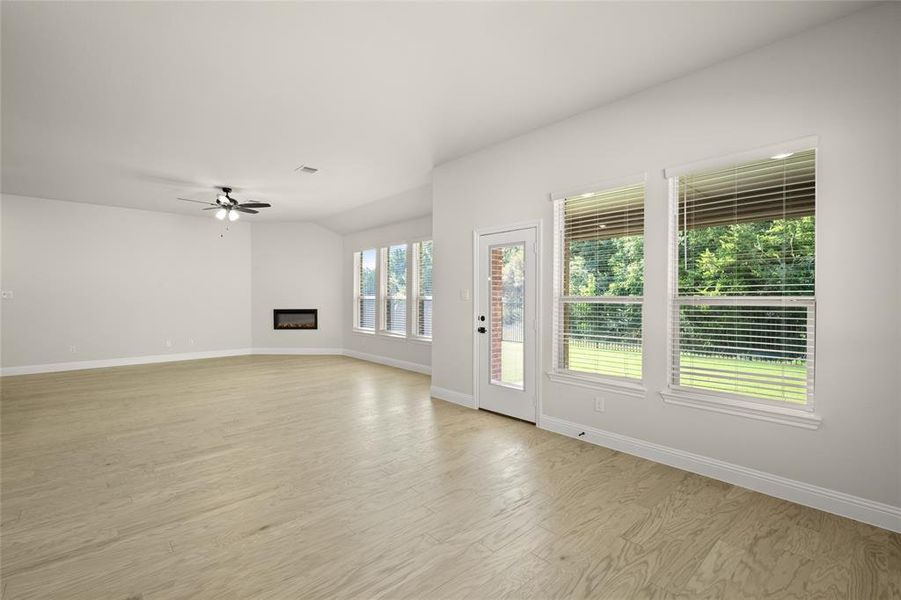 4422 Verbena- Dining-2 4422 Verbena- Dining-2