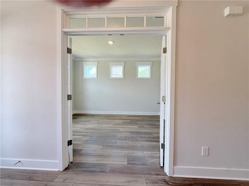 Spacious, unfurnished interior of a new home in Ponderosa Farms Reserve, Gainesville (Image 34).