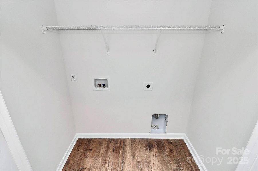 Spacious, unfurnished interior of a new home in , Gastonia (Image 24).