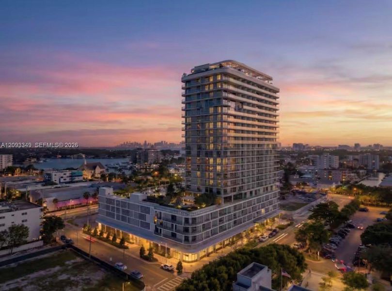 Condo located in Miami Beach, FL showcasing its design and architecture (Image 26).