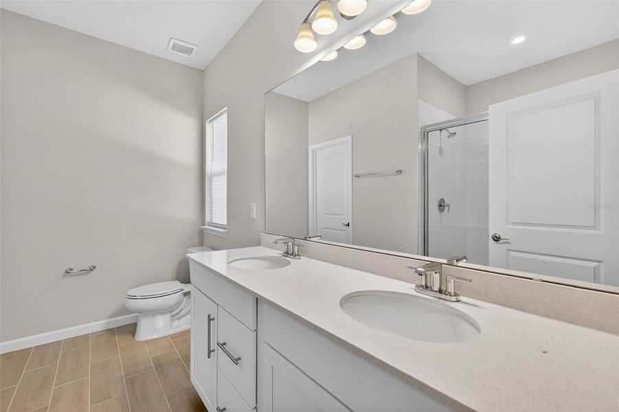 Furnished interior view inside a new home in , Lady Lake (Image 7).
