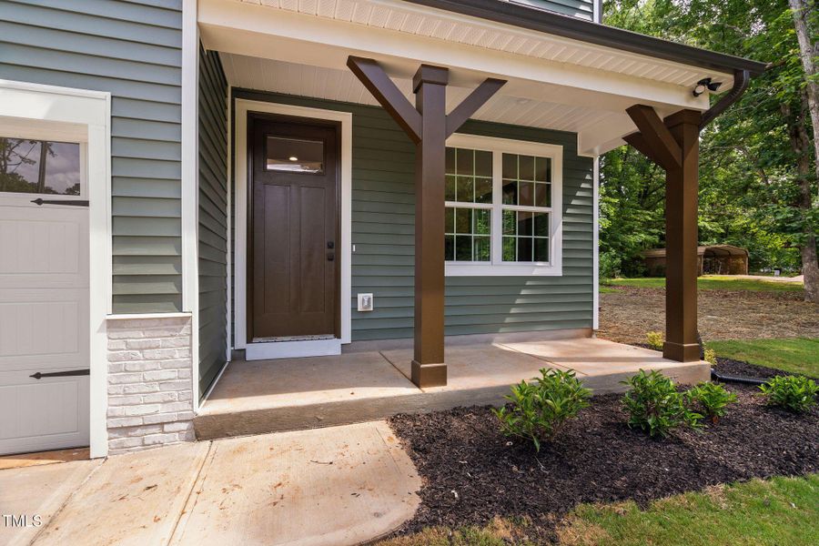 9-web-or-mls-114-crow-dr 9-web-or-mls-114-crow-dr