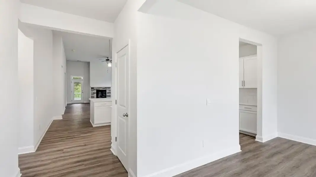 Spacious, unfurnished interior of a new home in Briargate, Fountain Inn (Image 14). Spacious, unfurnished interior of a new home in Briargate, Fountain Inn (Image 14).