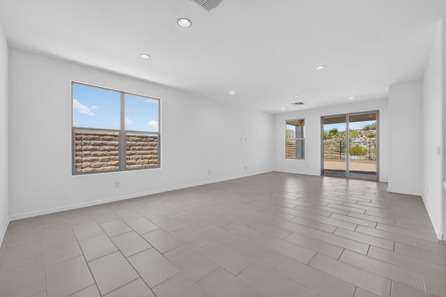 Spacious, unfurnished interior of a new home in Ladera Trails, Queen Creek (Image 15). Spacious, unfurnished interior of a new home in Ladera Trails, Queen Creek (Image 15).