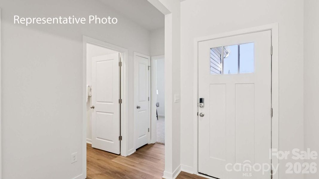 Spacious, unfurnished interior of a new home in Stanton, Richburg (Image 18).