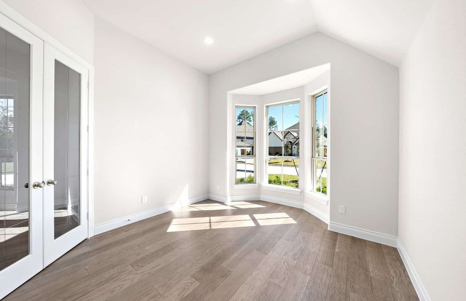 Representative unfurnished interior of a home built from the 2464 by Ravenna Homes in The Highlands 55′, Porter (Image 19). Representative unfurnished interior of a home built from the 2464 by Ravenna Homes in The Highlands 55′, Porter (Image 19).