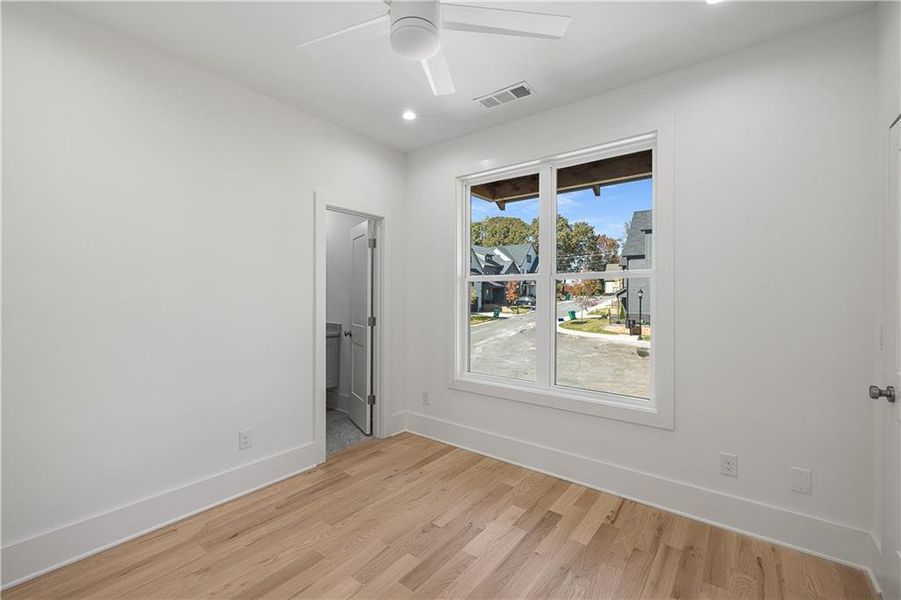 Spacious, unfurnished interior of a new home in , Smyrna (Image 30).