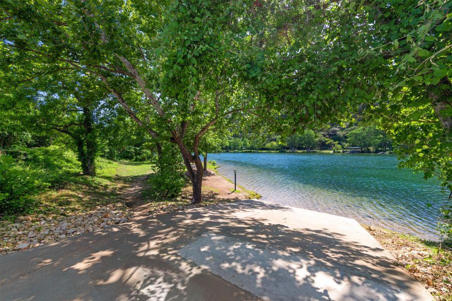 Natural landscape and outdoor views near in Austin (Image 37). Natural landscape and outdoor views near in Austin (Image 37).