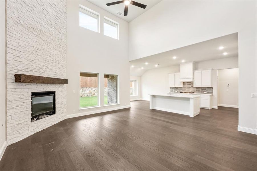 Spacious, unfurnished interior of a new home in Homestead at Daniel Farms, DeSoto (Image 34). Spacious, unfurnished interior of a new home in Homestead at Daniel Farms, DeSoto (Image 34).