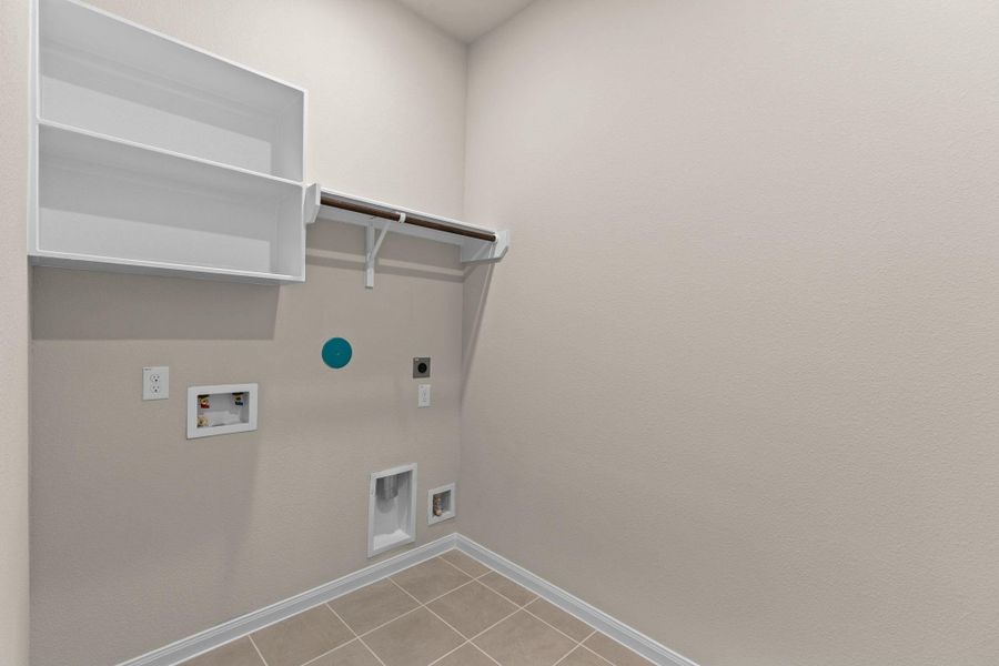 Spacious, unfurnished interior of a new home in Pomona, Manvel (Image 18).