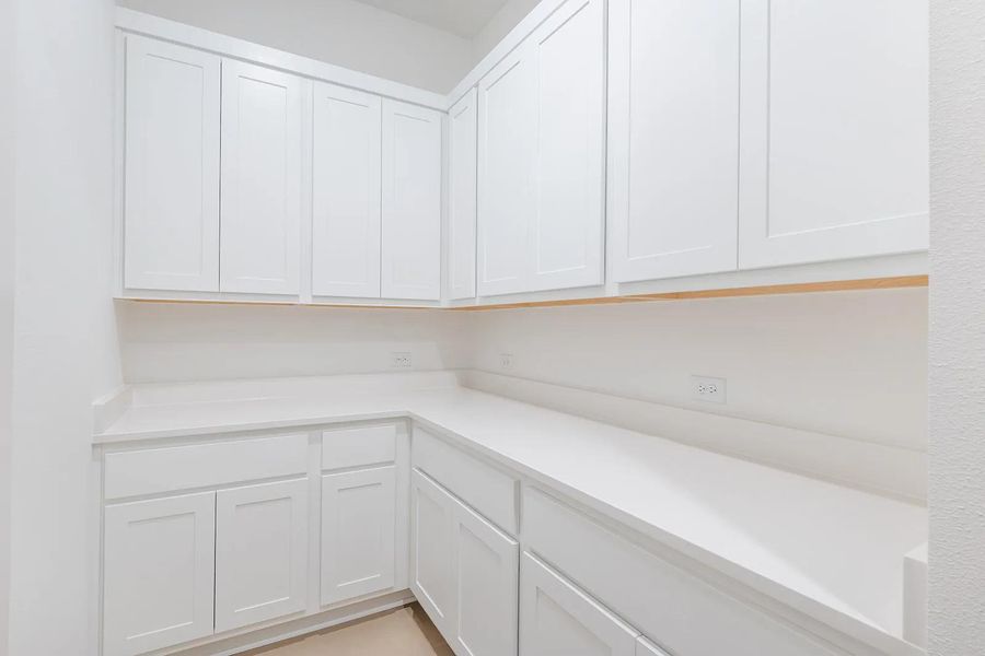 Lynmar II D Working pantry Lynmar II D Working pantry