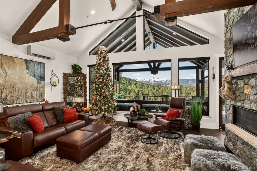 Community amenities in , Evergreen (Image 32).