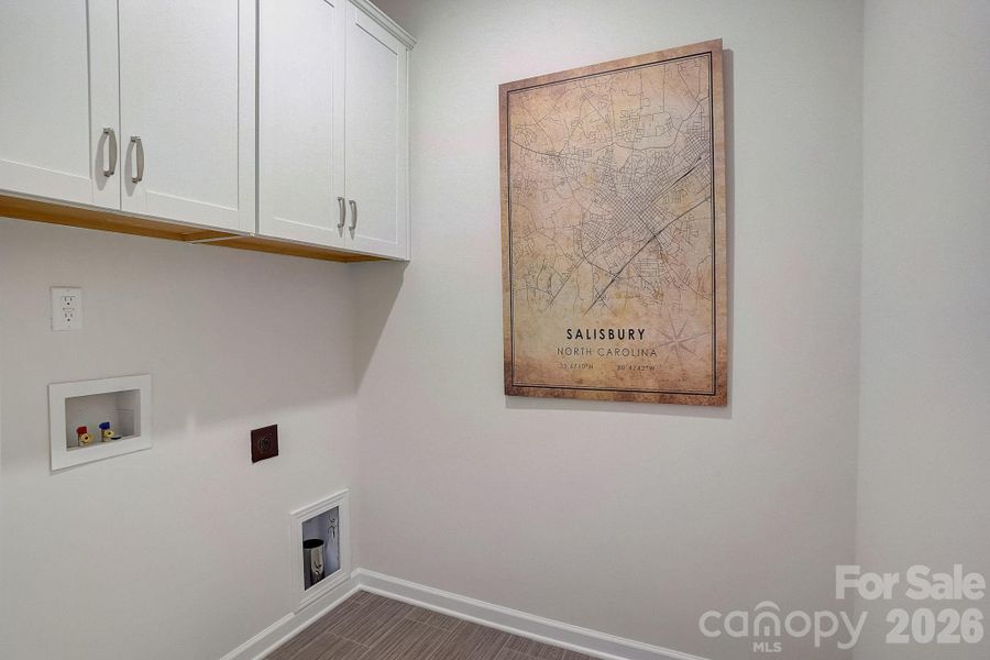 Spacious, unfurnished interior of a new home in Country Club Village, Salisbury (Image 20).