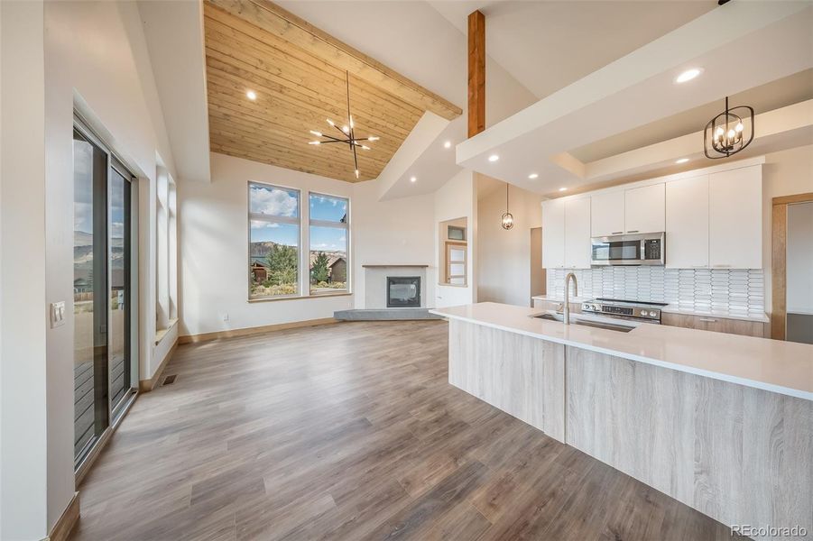 Image 34 of a home in .