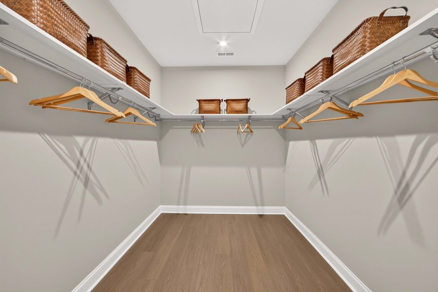 Spacious, unfurnished interior of a new home in Southbridge, Fort Mill (Image 21).