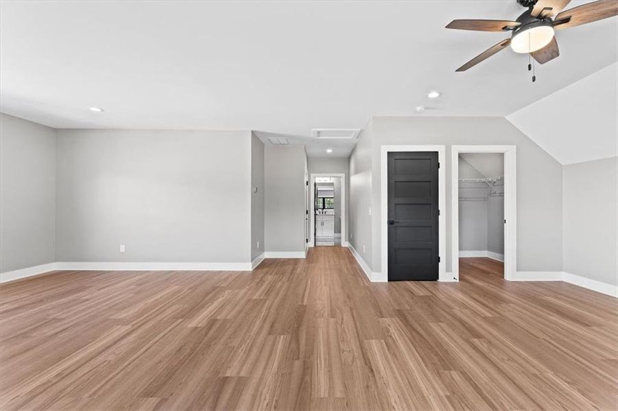 Spacious, unfurnished interior of a new home in , Bremen (Image 32).