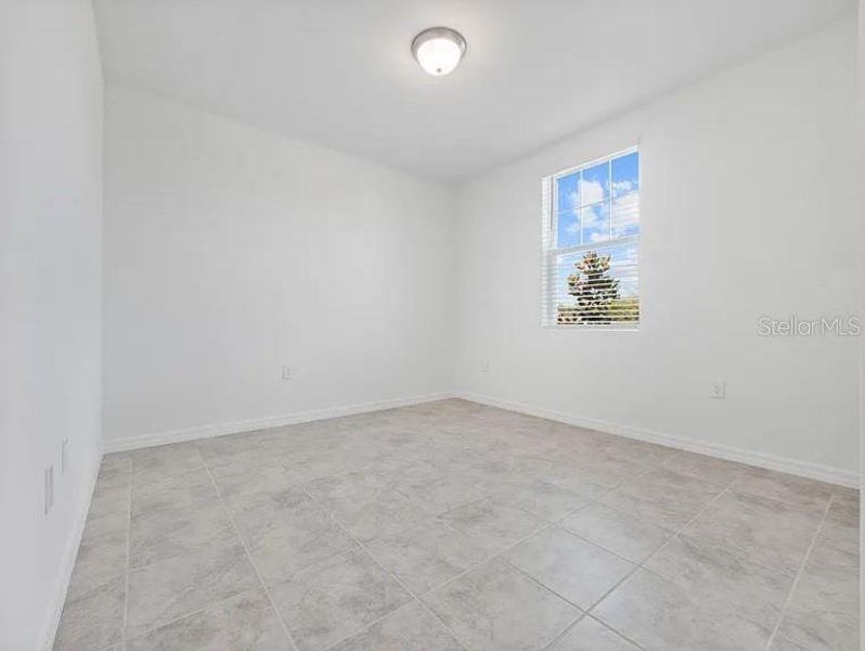 Spacious, unfurnished interior of a new home in Deer Run at Crosswinds, Davenport (Image 14). Spacious, unfurnished interior of a new home in Deer Run at Crosswinds, Davenport (Image 14).