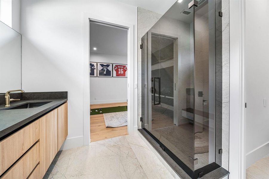 1030 NE 2nd Terrace (38)