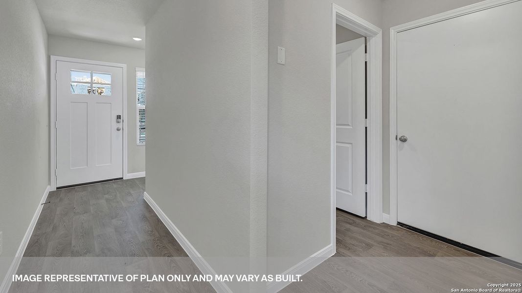 Spacious, unfurnished interior of a new home in Whisper South, San Marcos (Image 17).