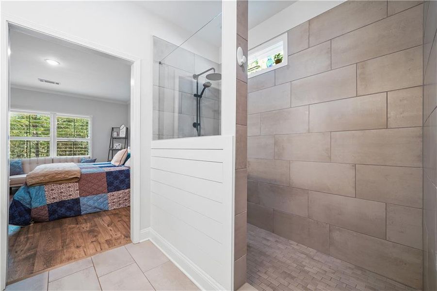 Furnished interior view inside a new home in , Dawsonville (Image 35). Furnished interior view inside a new home in , Dawsonville (Image 35).