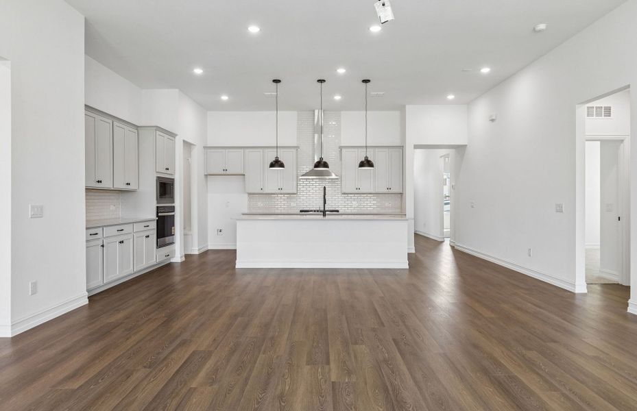 Representative unfurnished interior of a home built from the Azle by Pulte Homes in Wilson Creek Meadows, Celina (Image 24).