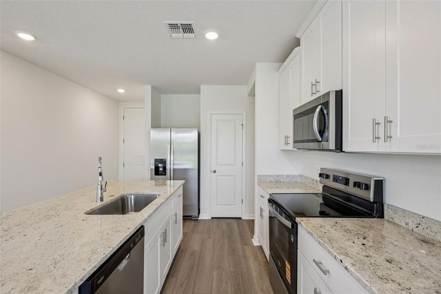 Furnished interior view inside a new home in Hamilton Bluff - Classic Series, Lake Hamilton (Image 12).