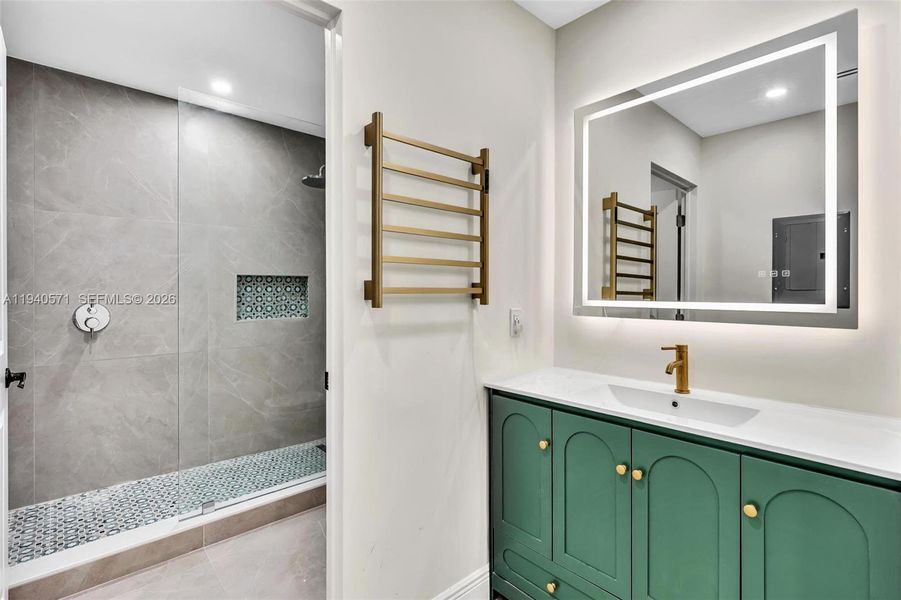 Furnished interior view inside a new home in , Miami (Image 47).