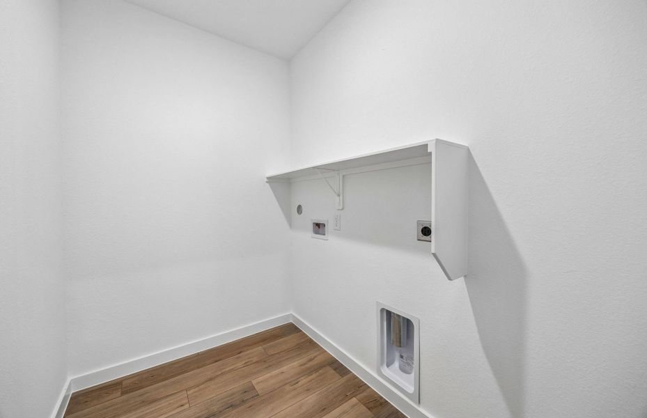 Spacious, unfurnished interior of a new home in Windcress, Cove (Image 26). Spacious, unfurnished interior of a new home in Windcress, Cove (Image 26).