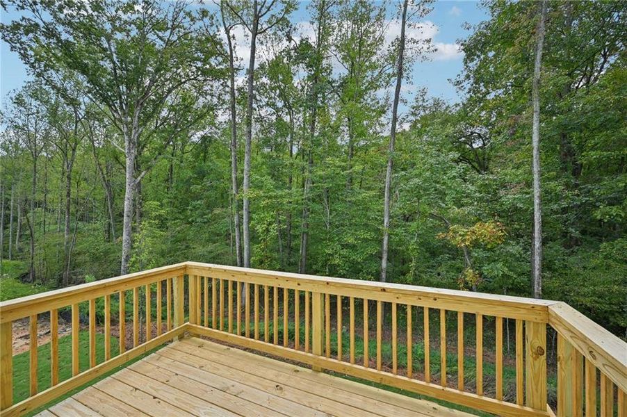 Image 49 of a home in Creekside.