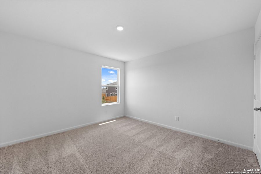 Spacious, unfurnished interior of a new home in Blue Wing, San Antonio (Image 11). Spacious, unfurnished interior of a new home in Blue Wing, San Antonio (Image 11).
