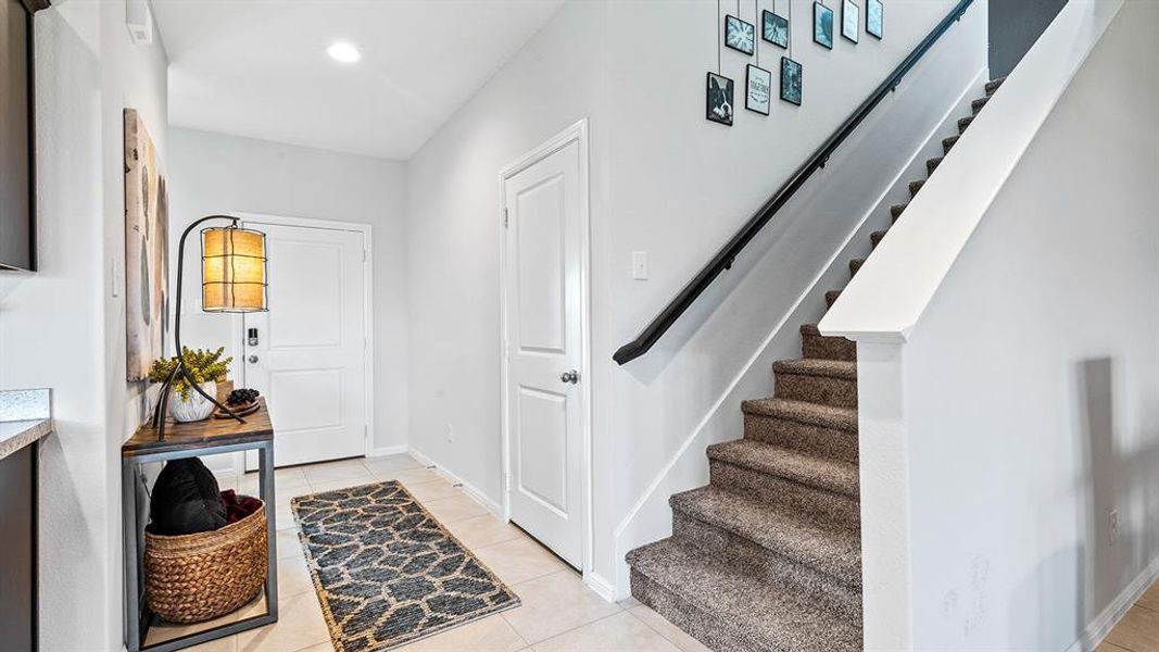Furnished interior view inside a new home in Bella Vista, Granbury (Image 15).