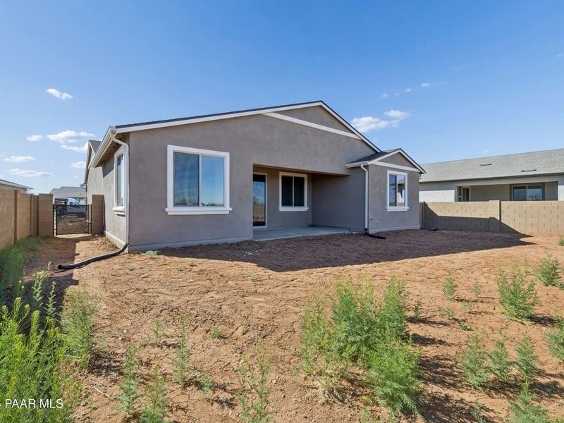 Exterior details and patio area of a home in North Ridge at Pronghorn Ranch, Prescott Valley (Image 3).