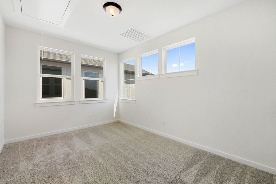 Spacious, unfurnished interior of a new home in Flora, Hutto (Image 43).