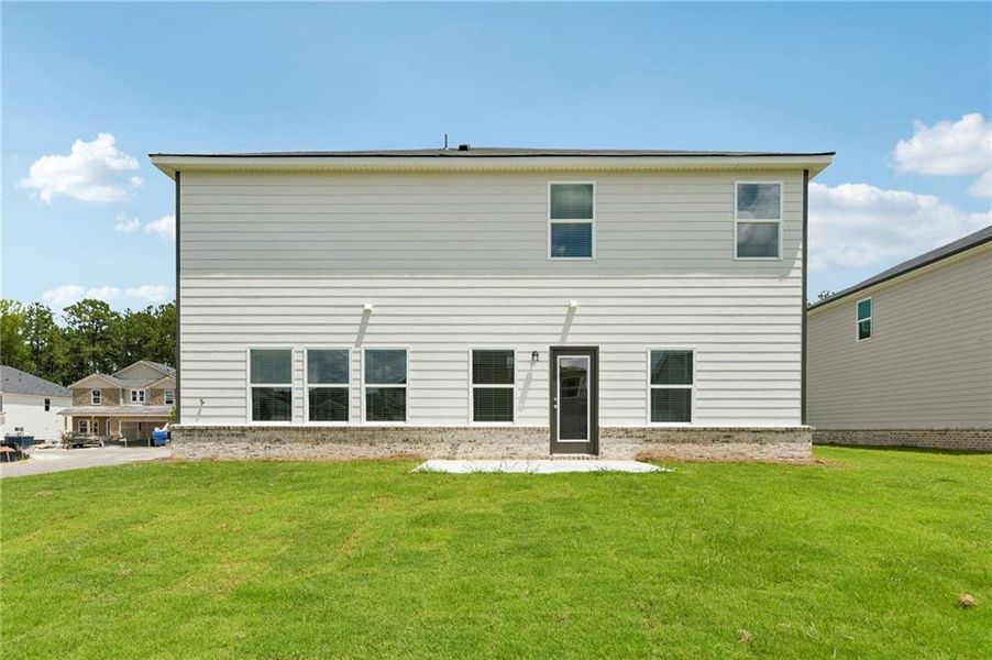 Exterior details and patio area of a home in Parkside at Grayson, Grayson (Image 3).