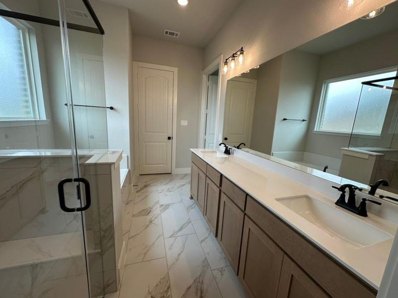 Furnished interior view inside a new home in Fannin Ranch, Leonard (Image 10).