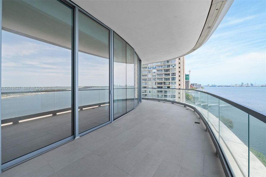 Condo located in Miami, FL showcasing its design and architecture (Image 2). Condo located in Miami, FL showcasing its design and architecture (Image 2).
